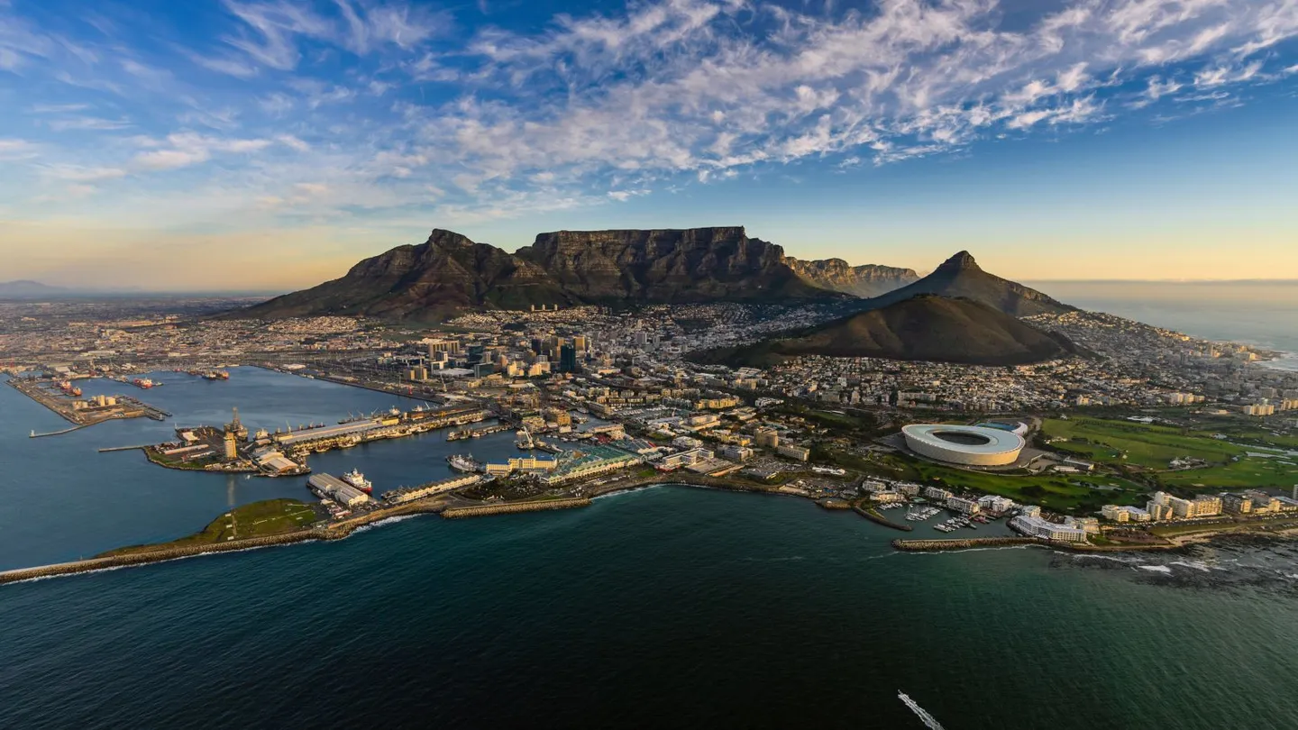 6 Day South Africa Safari - Cape Town, Oudtshoorn & Garden route